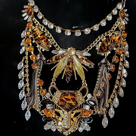 New Vintage! BETSEY JOHNSON Hollywood Glam Tiger Leopard Statement Bib Necklace. - Picture 5 of 13